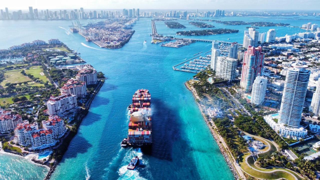 Stunning Little Havana Suites Close To Airport, Calle Ocho, Brickell, Wynwood And The Beaches - Free Parking Маями Екстериор снимка