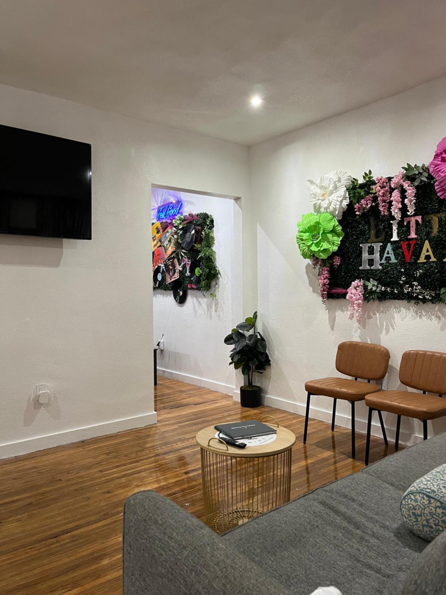 Stunning Little Havana Suites Close To Airport, Calle Ocho, Brickell, Wynwood And The Beaches - Free Parking Маями Екстериор снимка